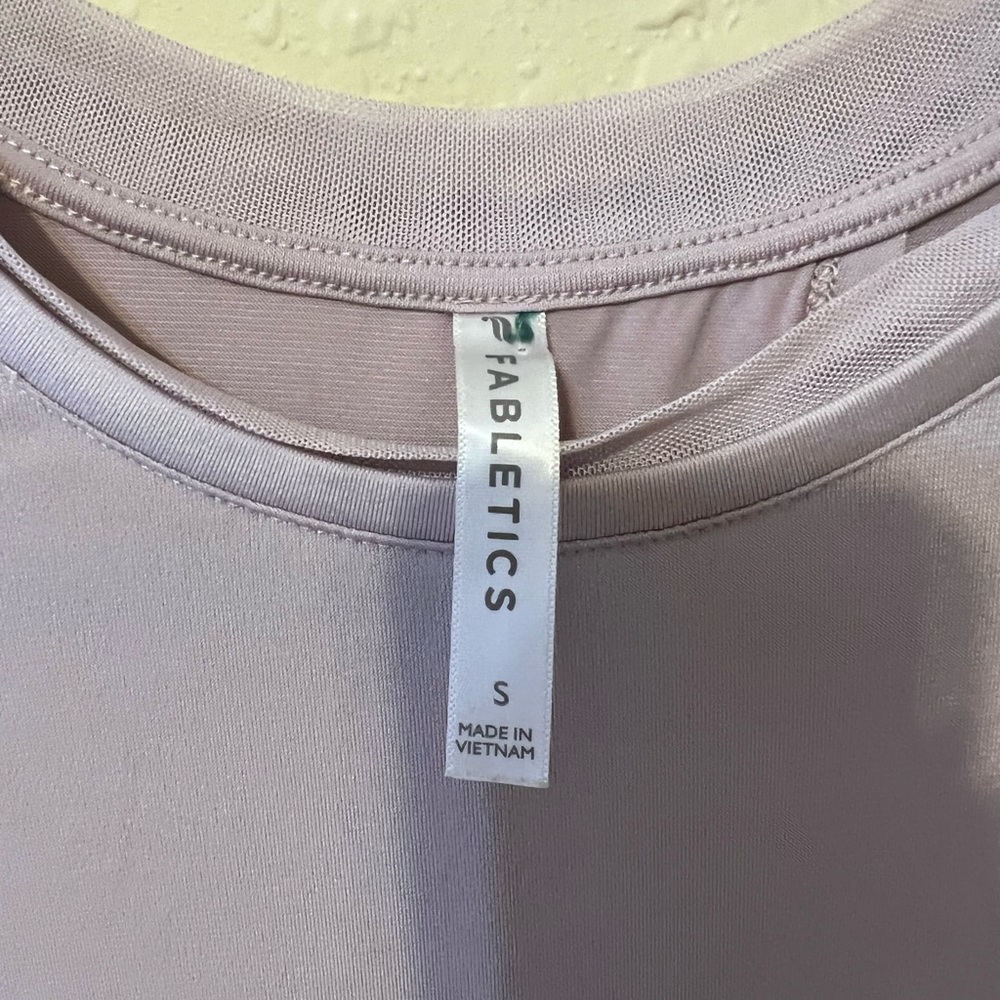 Fabletics Soft Purple Open Back Workout/ Lounge T… - image 6